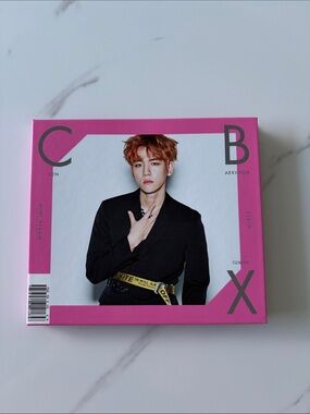 EXO-CBX 1st Japanese mini-album Girls Baekhyun version